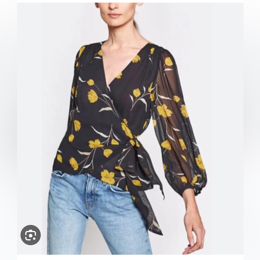 Joie
Bishop Sleeve Wrap Top